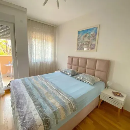 Stan Na Dan - Kej * Podgorica